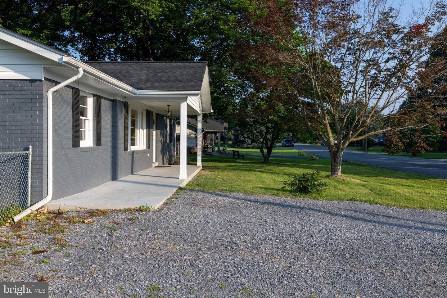 6 CHARLES ST, LURAY, Virginia 22835, 3 Bedrooms Bedrooms, ,2 BathroomsBathrooms,Residential,For sale,6 CHARLES ST,VAPA2006044 MLS # VAPA2006044 6 CHARLES ST, LURAY, Virginia 22835, 3 Bedrooms Bedrooms, ,2 BathroomsBathrooms,Residential,For sale,6 CHARLES ST,VAPA2006044 MLS # VAPA2006044