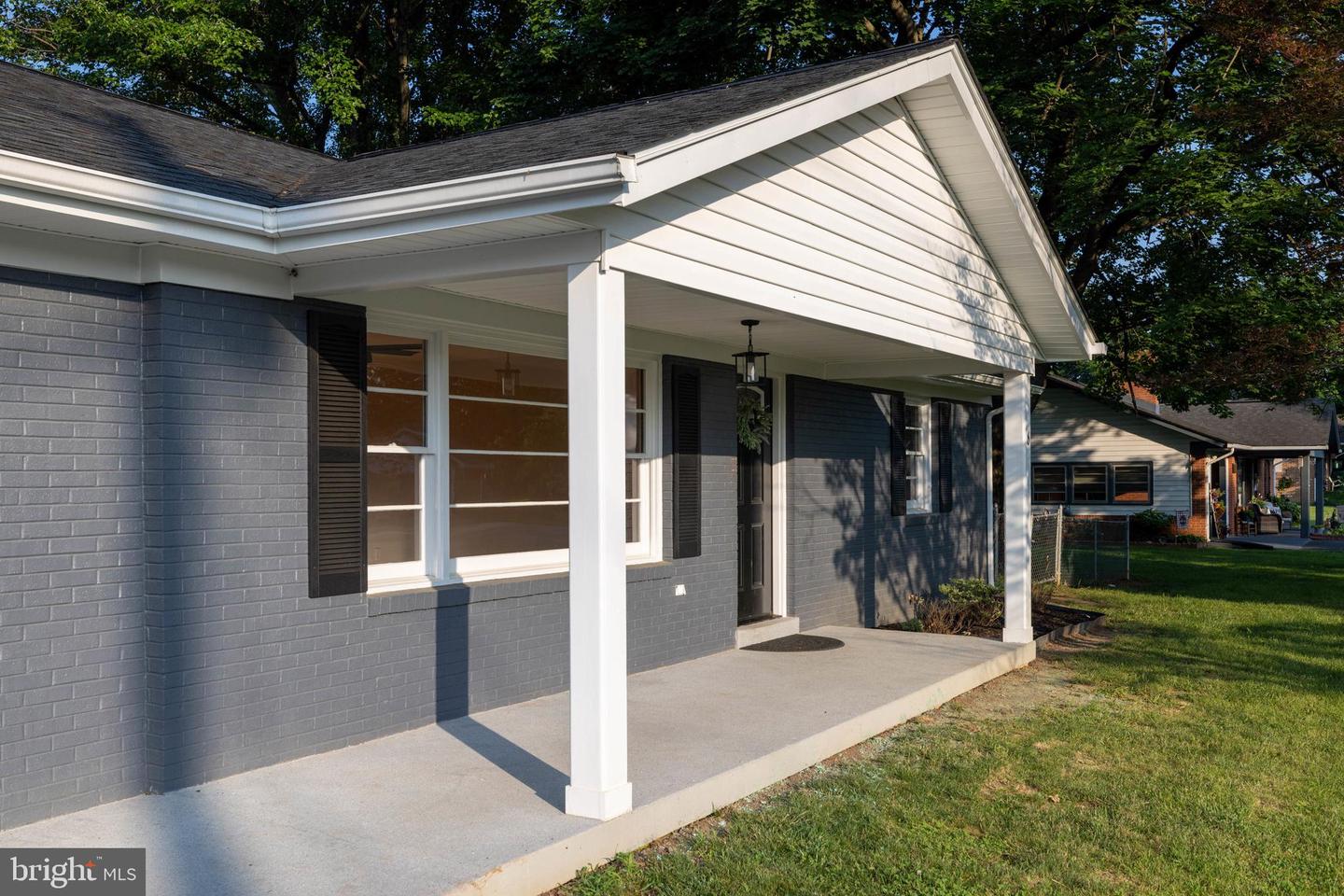 6 CHARLES ST, LURAY, Virginia 22835, 3 Bedrooms Bedrooms, ,2 BathroomsBathrooms,Residential,For sale,6 CHARLES ST,VAPA2006044 MLS # VAPA2006044 6 CHARLES ST, LURAY, Virginia 22835, 3 Bedrooms Bedrooms, ,2 BathroomsBathrooms,Residential,For sale,6 CHARLES ST,VAPA2006044 MLS # VAPA2006044