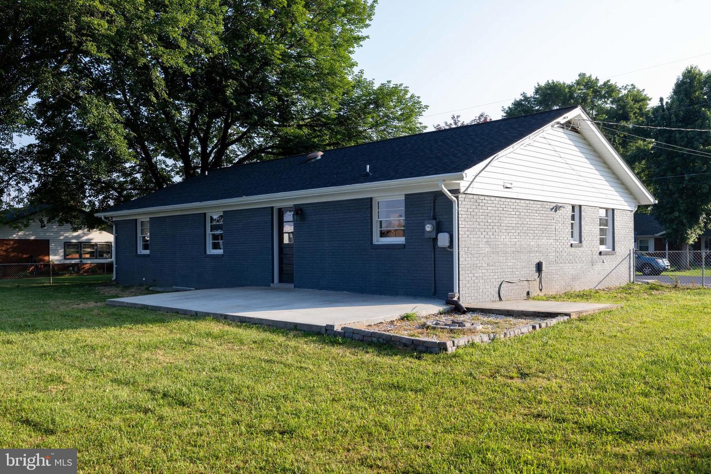 6 CHARLES ST, LURAY, Virginia 22835, 3 Bedrooms Bedrooms, ,2 BathroomsBathrooms,Residential,For sale,6 CHARLES ST,VAPA2006044 MLS # VAPA2006044 6 CHARLES ST, LURAY, Virginia 22835, 3 Bedrooms Bedrooms, ,2 BathroomsBathrooms,Residential,For sale,6 CHARLES ST,VAPA2006044 MLS # VAPA2006044