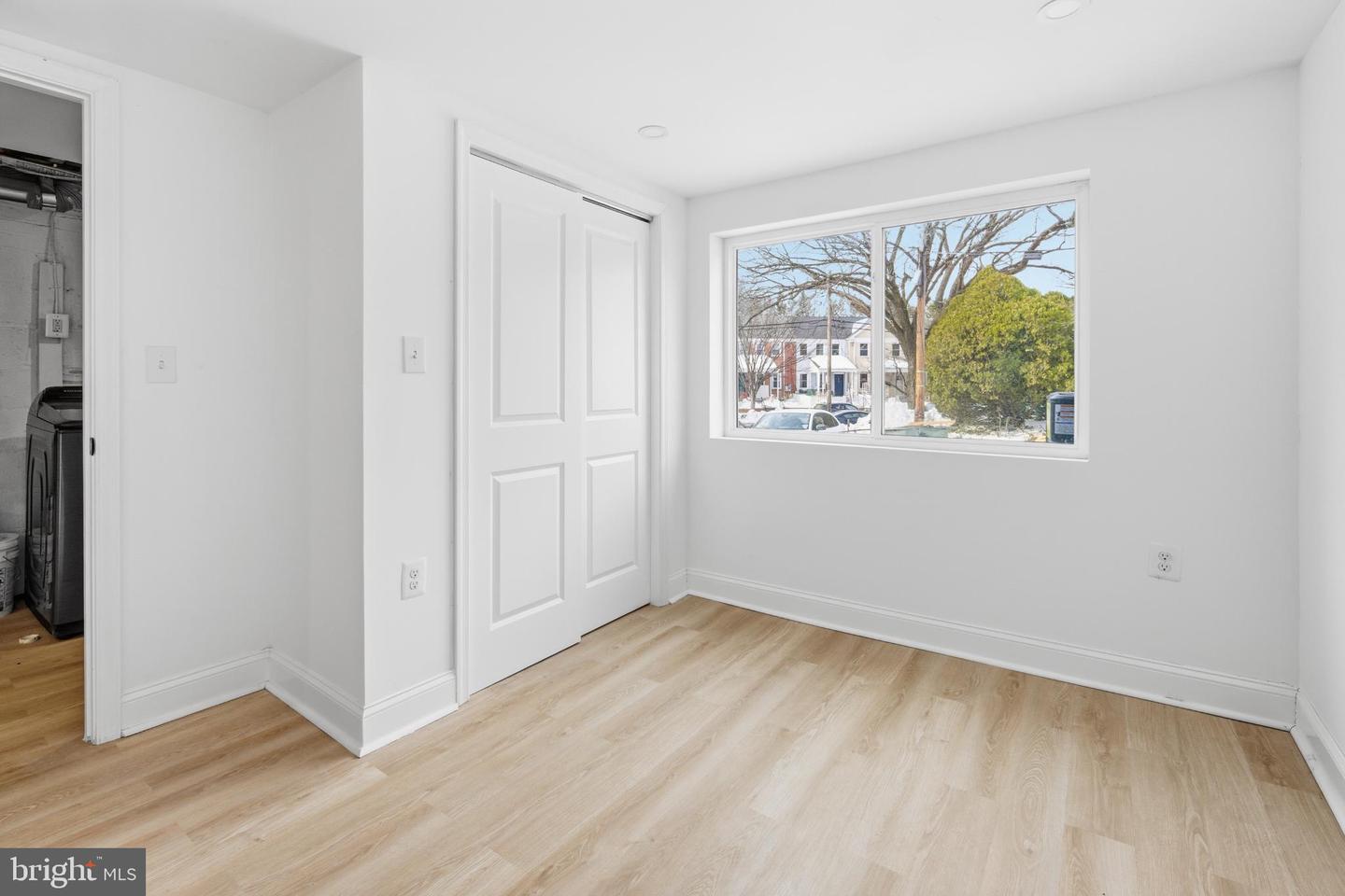 5010 N CAPITOL ST NW, WASHINGTON, District Of Columbia 20011, 3 Bedrooms Bedrooms, 7 Rooms Rooms,3 BathroomsBathrooms,Residential,For sale,5010 N CAPITOL ST NW,DCDC2246030 MLS # DCDC2246030