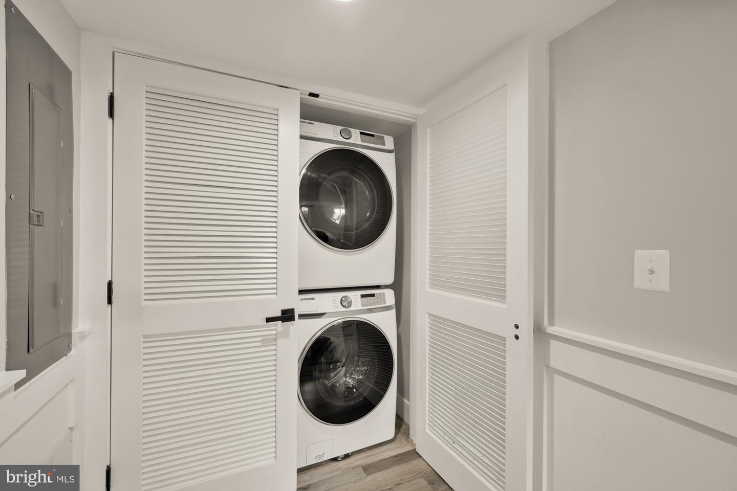 2712 FORT DR, ALEXANDRIA, Virginia 22303, 3 Bedrooms Bedrooms, ,2 BathroomsBathrooms,Residential,For sale,2712 FORT DR,VAFX2291038 MLS # VAFX2291038