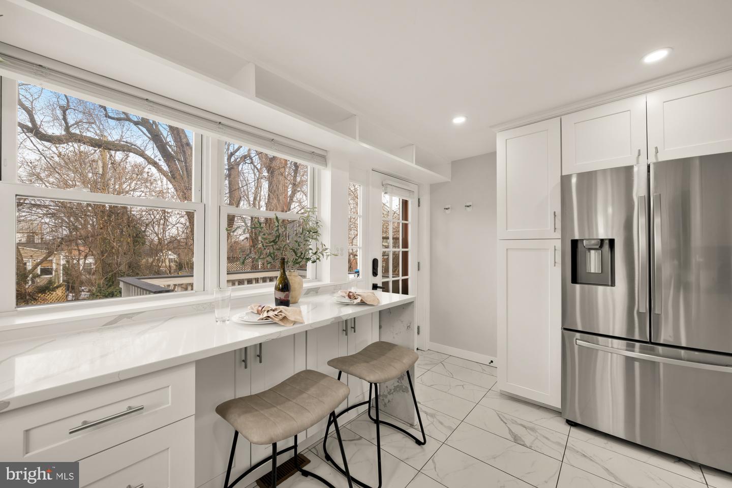 2712 FORT DR, ALEXANDRIA, Virginia 22303, 3 Bedrooms Bedrooms, ,2 BathroomsBathrooms,Residential,For sale,2712 FORT DR,VAFX2291038 MLS # VAFX2291038