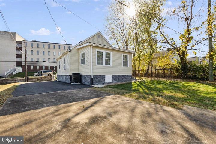 17914 DR DAVID CLINE LN, DUMFRIES, Virginia 22026, 2 Bedrooms Bedrooms, ,1 BathroomBathrooms,Residential,For sale,17914 DR DAVID CLINE LN,VAPW2112468 MLS # VAPW2112468 17914 DR DAVID CLINE LN, DUMFRIES, Virginia 22026, 2 Bedrooms Bedrooms, ,1 BathroomBathrooms,Residential,For sale,17914 DR DAVID CLINE LN,VAPW2112468 MLS # VAPW2112468