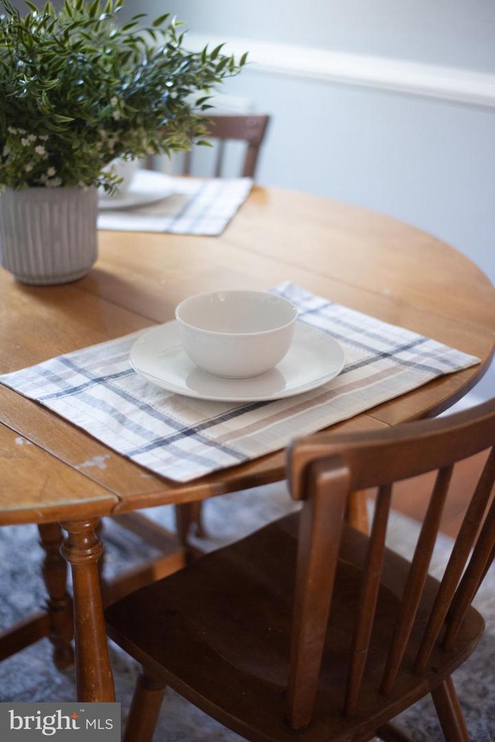 3414 BRADDOCK DR, WOODBRIDGE, Virginia 22193, 3 Bedrooms Bedrooms, 6 Rooms Rooms,3 BathroomsBathrooms,Residential,For sale,3414 BRADDOCK DR,VAPW2112494 MLS # VAPW2112494