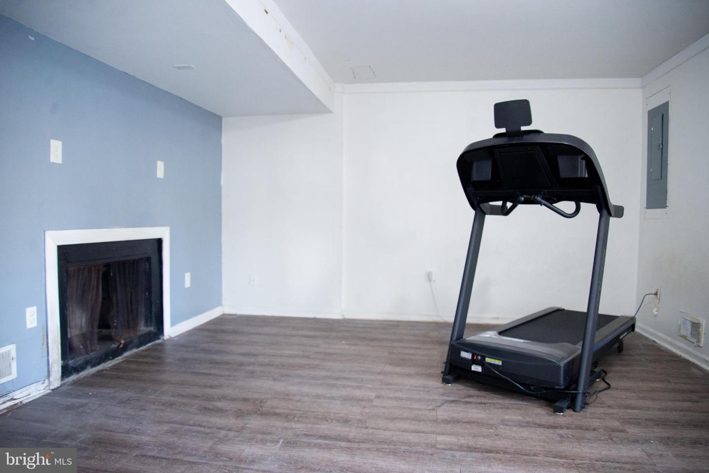 3414 BRADDOCK DR, WOODBRIDGE, Virginia 22193, 3 Bedrooms Bedrooms, 6 Rooms Rooms,3 BathroomsBathrooms,Residential,For sale,3414 BRADDOCK DR,VAPW2112494 MLS # VAPW2112494