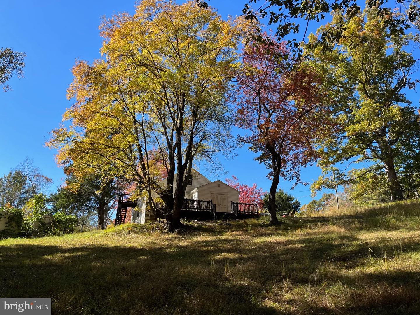 1816 RICHMOND HWY, STAFFORD, Virginia 22554, 3 Bedrooms Bedrooms, ,1 BathroomBathrooms,Residential,For sale,1816 RICHMOND HWY,VAST2046174 MLS # VAST2046174