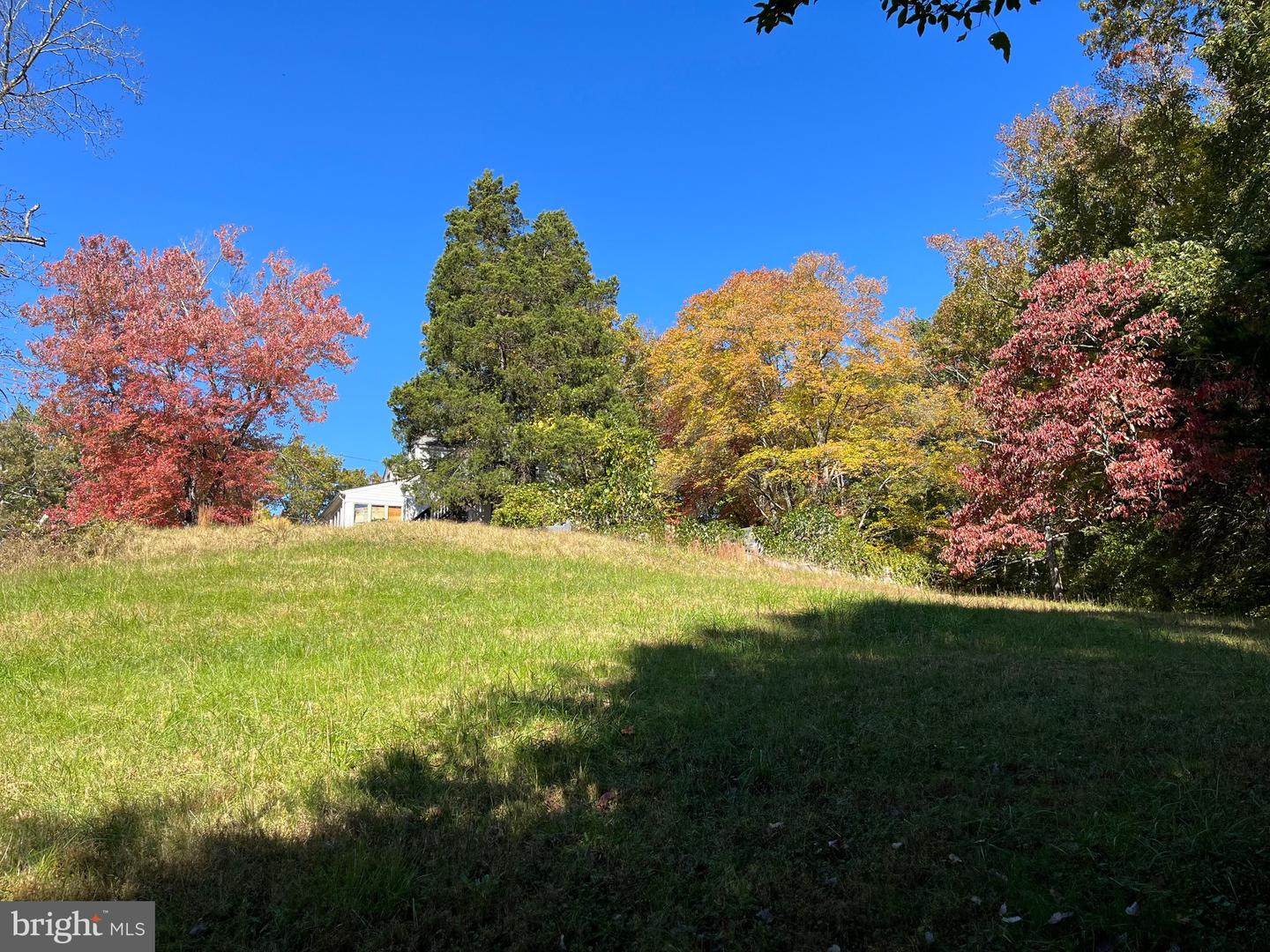 1816 RICHMOND HWY, STAFFORD, Virginia 22554, 3 Bedrooms Bedrooms, ,1 BathroomBathrooms,Residential,For sale,1816 RICHMOND HWY,VAST2046174 MLS # VAST2046174