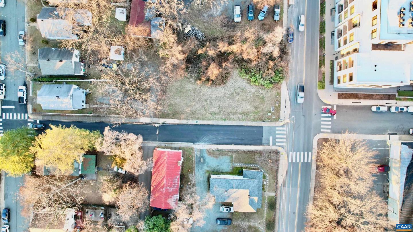 400 10 1/2 ST, CHARLOTTESVILLE, Virginia 22903, 4 Bedrooms Bedrooms, ,1 BathroomBathrooms,Residential,For sale,400 10 1/2 ST,673288 MLS # 673288