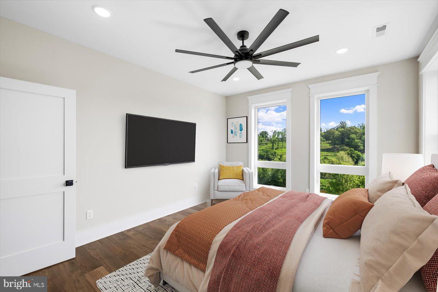 1111 SOPHIA ST, FREDERICKSBURG, Virginia 22401, 4 Bedrooms Bedrooms, ,4 BathroomsBathrooms,Residential,For sale,1111 SOPHIA ST,VAFB2009670 MLS # VAFB2009670