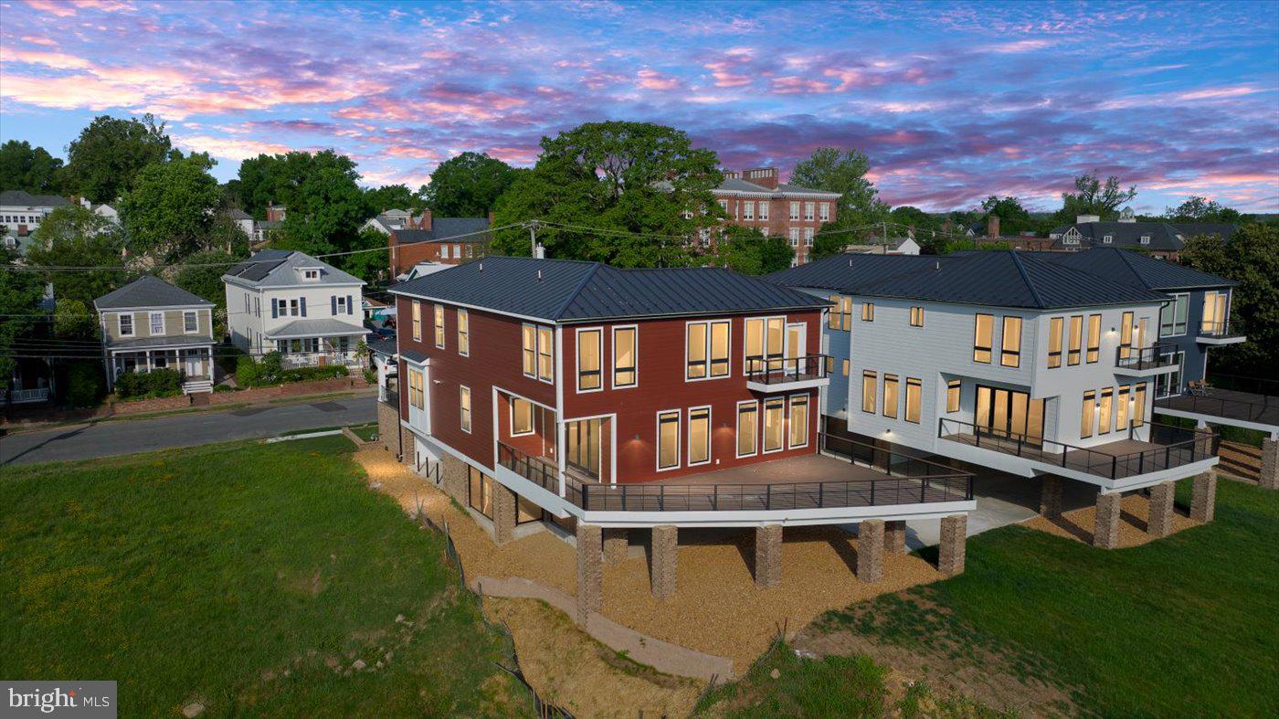 1111 SOPHIA ST, FREDERICKSBURG, Virginia 22401, 4 Bedrooms Bedrooms, ,4 BathroomsBathrooms,Residential,For sale,1111 SOPHIA ST,VAFB2009670 MLS # VAFB2009670