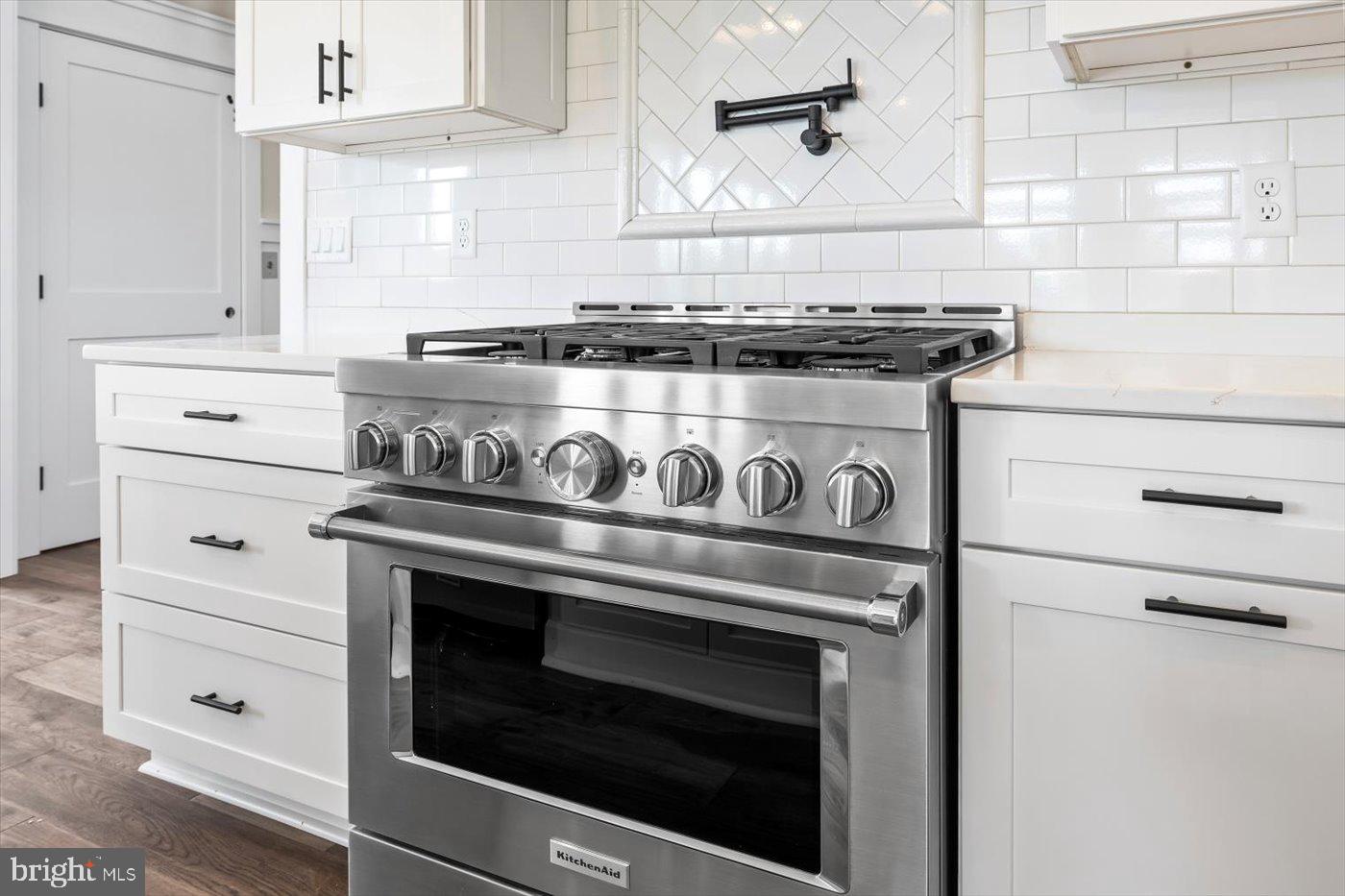 1111 SOPHIA ST, FREDERICKSBURG, Virginia 22401, 4 Bedrooms Bedrooms, ,4 BathroomsBathrooms,Residential,For sale,1111 SOPHIA ST,VAFB2009670 MLS # VAFB2009670