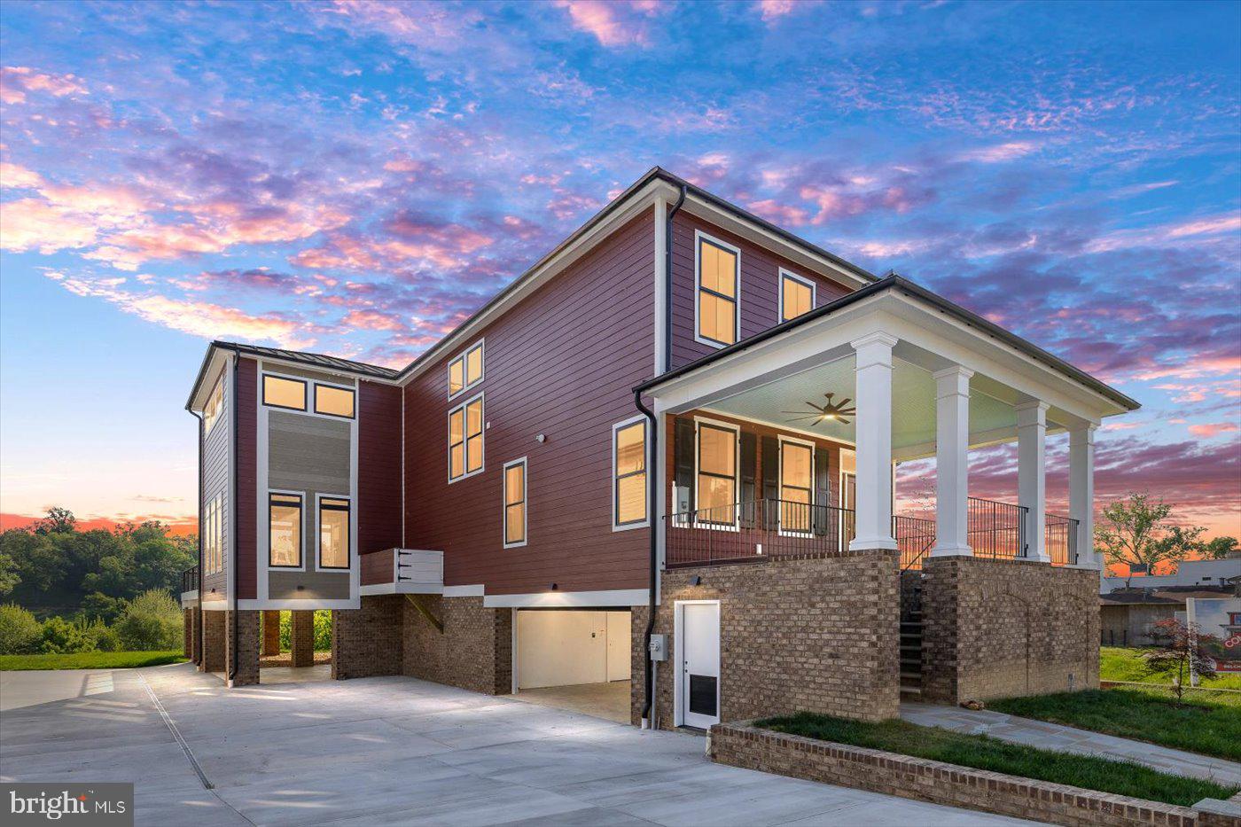 1111 SOPHIA ST, FREDERICKSBURG, Virginia 22401, 4 Bedrooms Bedrooms, ,4 BathroomsBathrooms,Residential,For sale,1111 SOPHIA ST,VAFB2009670 MLS # VAFB2009670