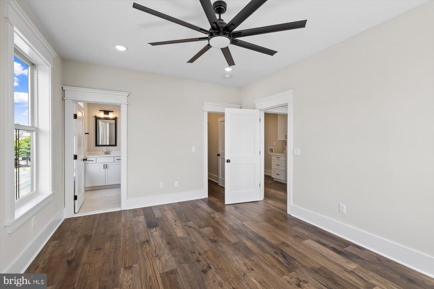 1111 SOPHIA ST, FREDERICKSBURG, Virginia 22401, 4 Bedrooms Bedrooms, ,4 BathroomsBathrooms,Residential,For sale,1111 SOPHIA ST,VAFB2009670 MLS # VAFB2009670