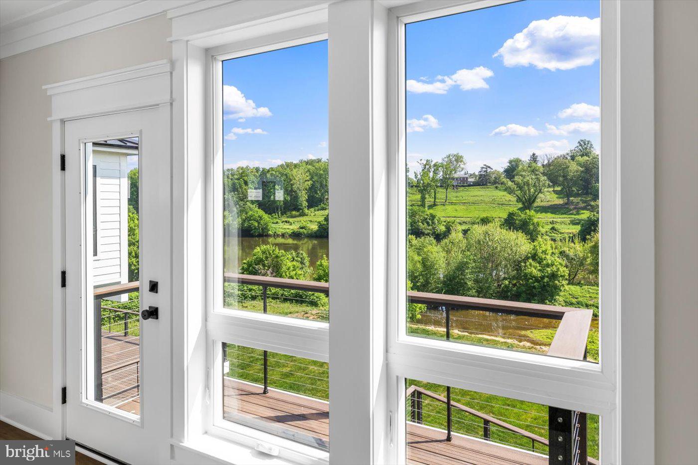 1111 SOPHIA ST, FREDERICKSBURG, Virginia 22401, 4 Bedrooms Bedrooms, ,4 BathroomsBathrooms,Residential,For sale,1111 SOPHIA ST,VAFB2009670 MLS # VAFB2009670