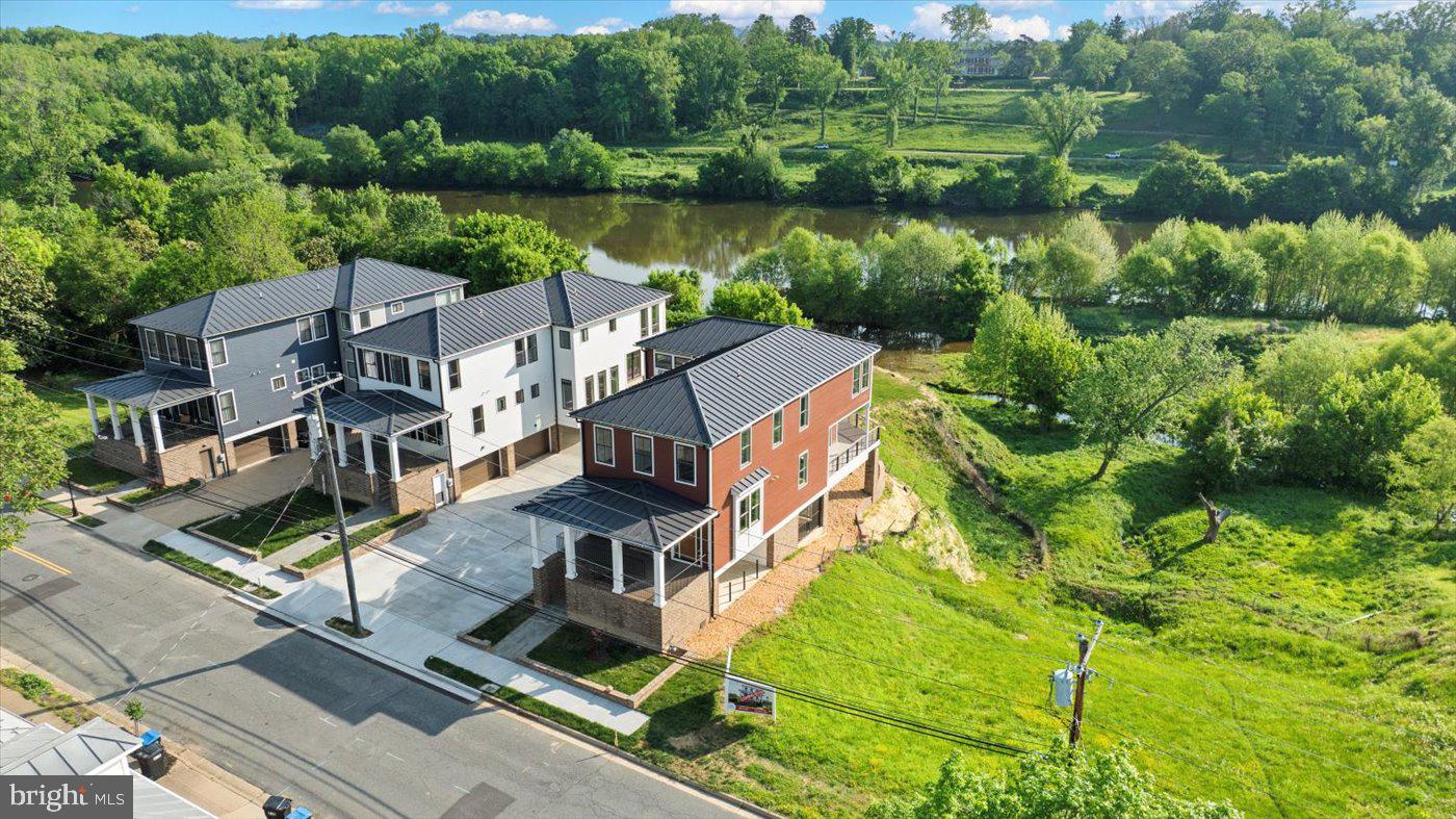 1111 SOPHIA ST, FREDERICKSBURG, Virginia 22401, 4 Bedrooms Bedrooms, ,4 BathroomsBathrooms,Residential,For sale,1111 SOPHIA ST,VAFB2009670 MLS # VAFB2009670