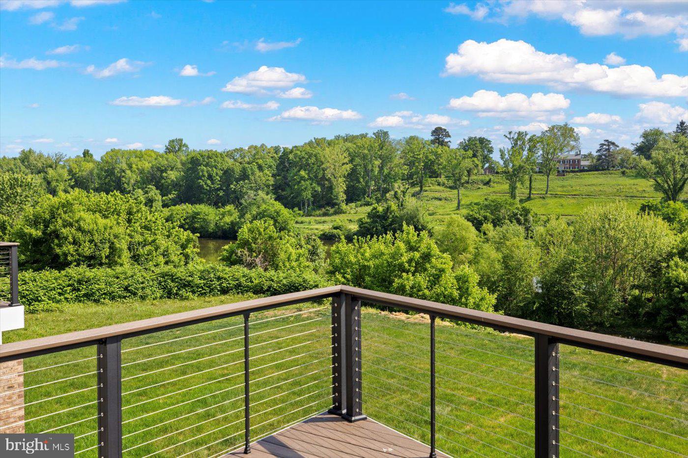 1111 SOPHIA ST, FREDERICKSBURG, Virginia 22401, 4 Bedrooms Bedrooms, ,4 BathroomsBathrooms,Residential,For sale,1111 SOPHIA ST,VAFB2009670 MLS # VAFB2009670