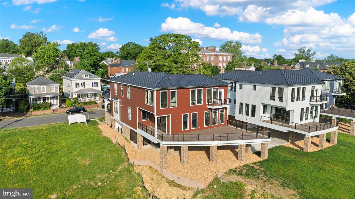 1111 SOPHIA ST, FREDERICKSBURG, Virginia 22401, 4 Bedrooms Bedrooms, ,4 BathroomsBathrooms,Residential,For sale,1111 SOPHIA ST,VAFB2009670 MLS # VAFB2009670