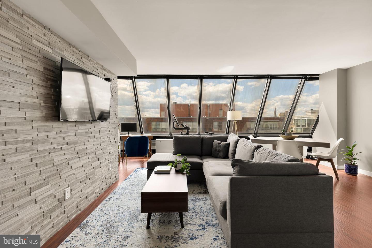 1245 13TH ST NW #1012, WASHINGTON, District Of Columbia 20005, 1 Bedroom Bedrooms, ,1 BathroomBathrooms,Residential,For sale,1245 13TH ST NW #1012,DCDC2246292 MLS # DCDC2246292