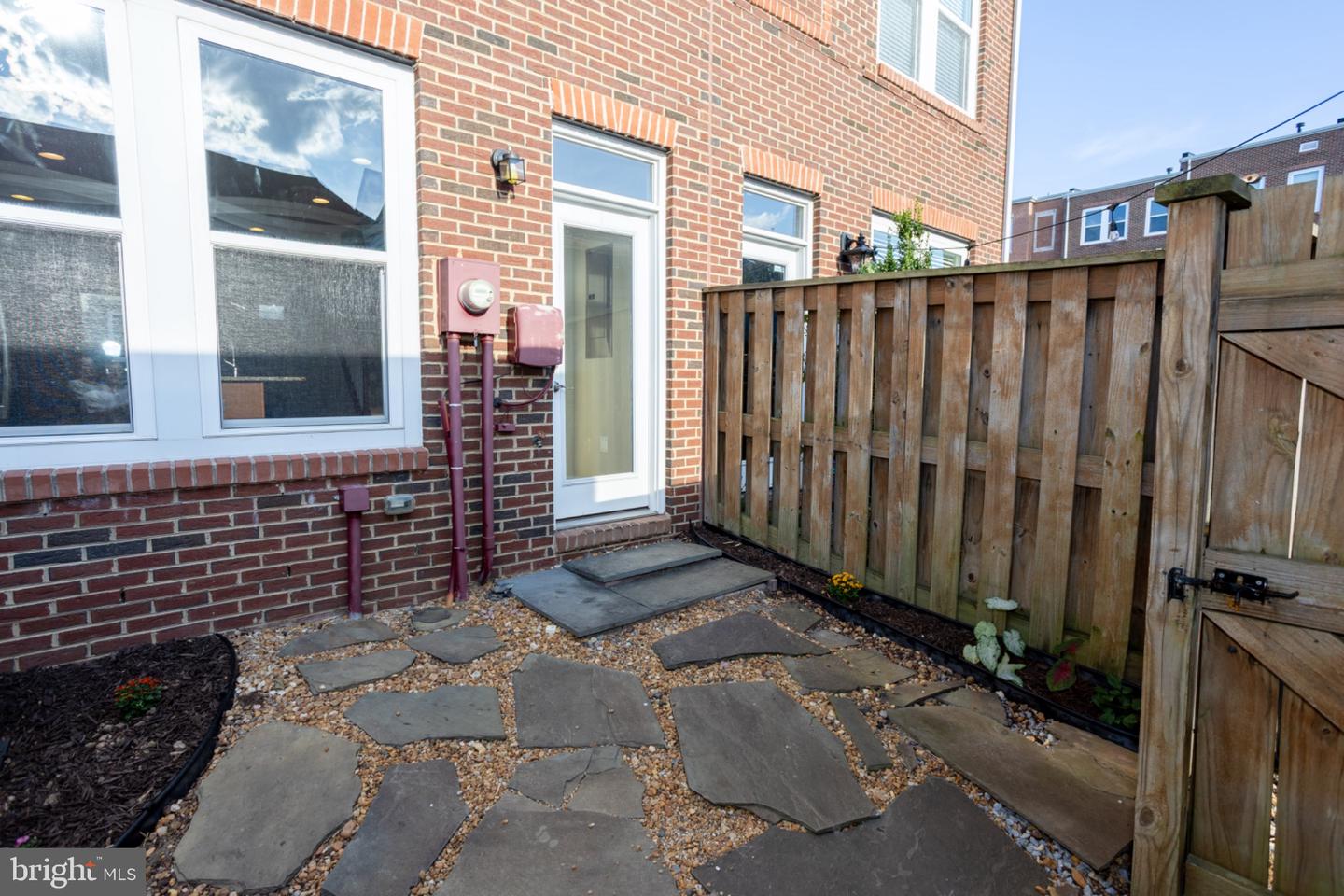 8941 QUARRY RD, MANASSAS, Virginia 20110, 3 Bedrooms Bedrooms, ,2 BathroomsBathrooms,Residential,For sale,8941 QUARRY RD,VAMN2010264 MLS # VAMN2010264