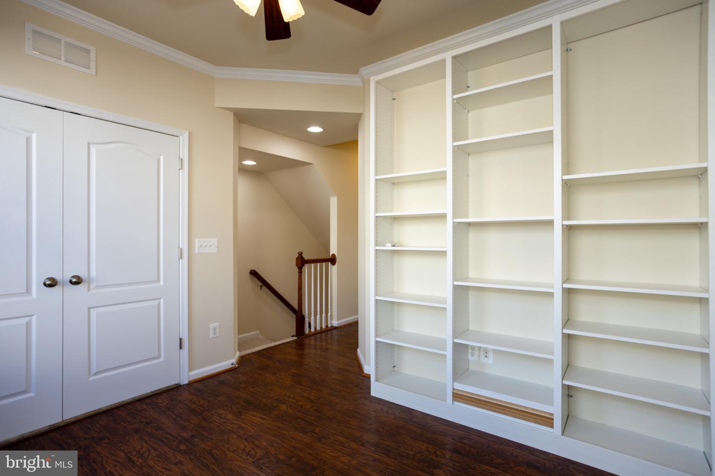 8941 QUARRY RD, MANASSAS, Virginia 20110, 3 Bedrooms Bedrooms, ,2 BathroomsBathrooms,Residential,For sale,8941 QUARRY RD,VAMN2010264 MLS # VAMN2010264