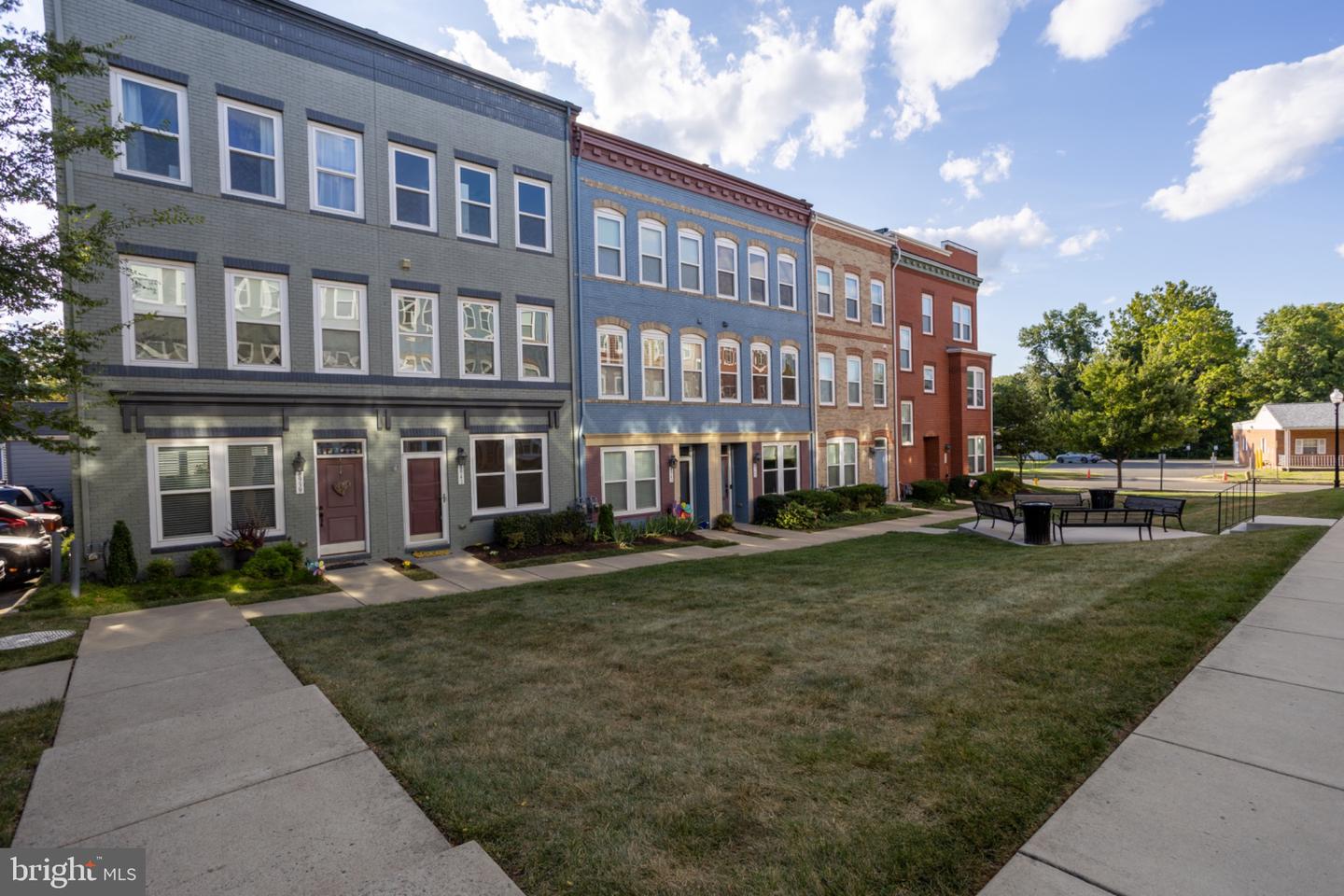 8941 QUARRY RD, MANASSAS, Virginia 20110, 3 Bedrooms Bedrooms, ,2 BathroomsBathrooms,Residential,For sale,8941 QUARRY RD,VAMN2010264 MLS # VAMN2010264