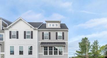 282 GIBRALTAR DR, WAYNESBORO, Virginia 22980, 4 Bedrooms Bedrooms, ,3 BathroomsBathrooms,Residential,For sale,282 GIBRALTAR DR,673300 MLS # 673300