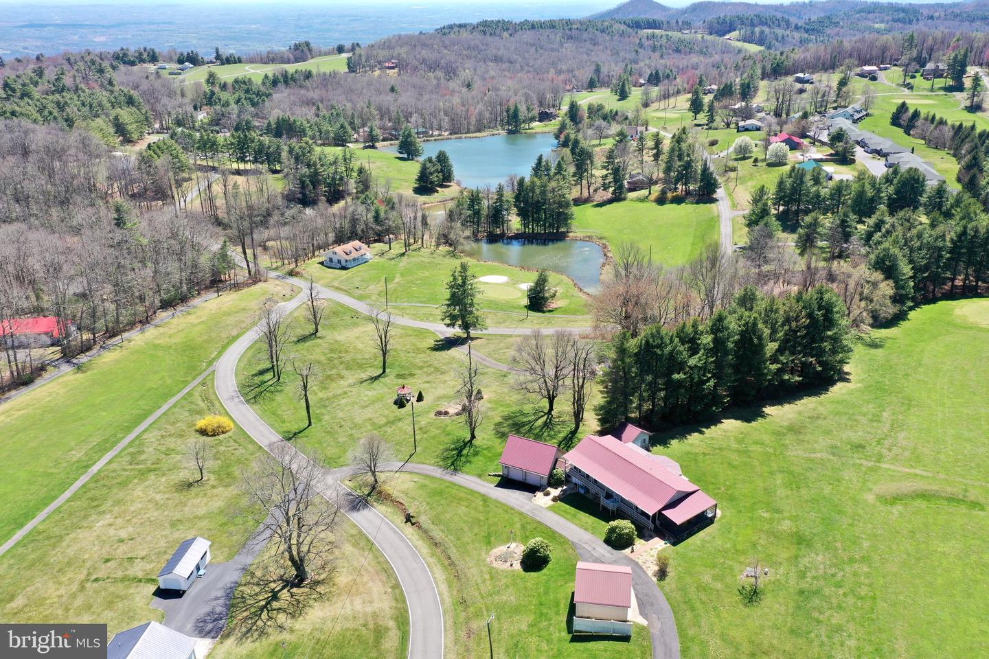 107 MOUNTAIN VIEW DR, FANCY GAP, Virginia 24328, 2 Bedrooms Bedrooms, ,2 BathroomsBathrooms,Residential,For sale,107 MOUNTAIN VIEW DR,VACA2000018 MLS # VACA2000018