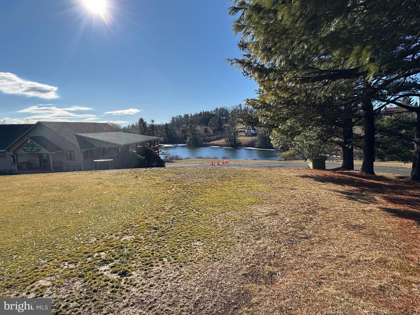 107 MOUNTAIN VIEW DR, FANCY GAP, Virginia 24328, 2 Bedrooms Bedrooms, ,2 BathroomsBathrooms,Residential,For sale,107 MOUNTAIN VIEW DR,VACA2000018 MLS # VACA2000018 107 MOUNTAIN VIEW DR, FANCY GAP, Virginia 24328, 2 Bedrooms Bedrooms, ,2 BathroomsBathrooms,Residential,For sale,107 MOUNTAIN VIEW DR,VACA2000018 MLS # VACA2000018