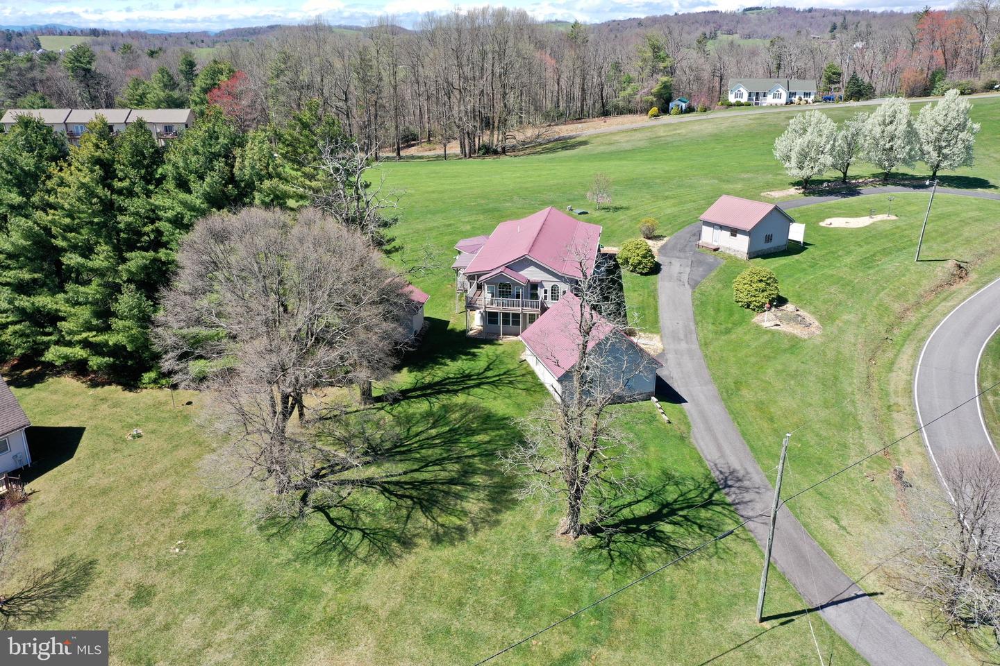 107 MOUNTAIN VIEW DR, FANCY GAP, Virginia 24328, 2 Bedrooms Bedrooms, ,2 BathroomsBathrooms,Residential,For sale,107 MOUNTAIN VIEW DR,VACA2000018 MLS # VACA2000018 107 MOUNTAIN VIEW DR, FANCY GAP, Virginia 24328, 2 Bedrooms Bedrooms, ,2 BathroomsBathrooms,Residential,For sale,107 MOUNTAIN VIEW DR,VACA2000018 MLS # VACA2000018