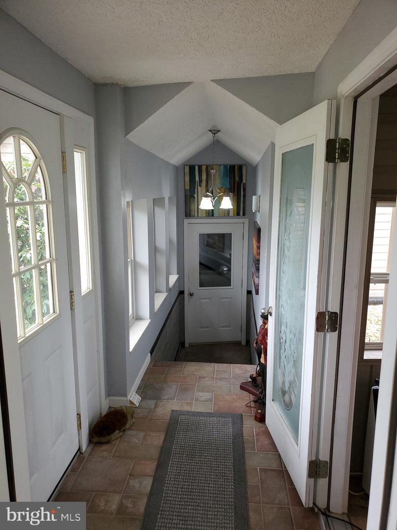 107 MOUNTAIN VIEW DR, FANCY GAP, Virginia 24328, 2 Bedrooms Bedrooms, ,2 BathroomsBathrooms,Residential,For sale,107 MOUNTAIN VIEW DR,VACA2000018 MLS # VACA2000018 107 MOUNTAIN VIEW DR, FANCY GAP, Virginia 24328, 2 Bedrooms Bedrooms, ,2 BathroomsBathrooms,Residential,For sale,107 MOUNTAIN VIEW DR,VACA2000018 MLS # VACA2000018