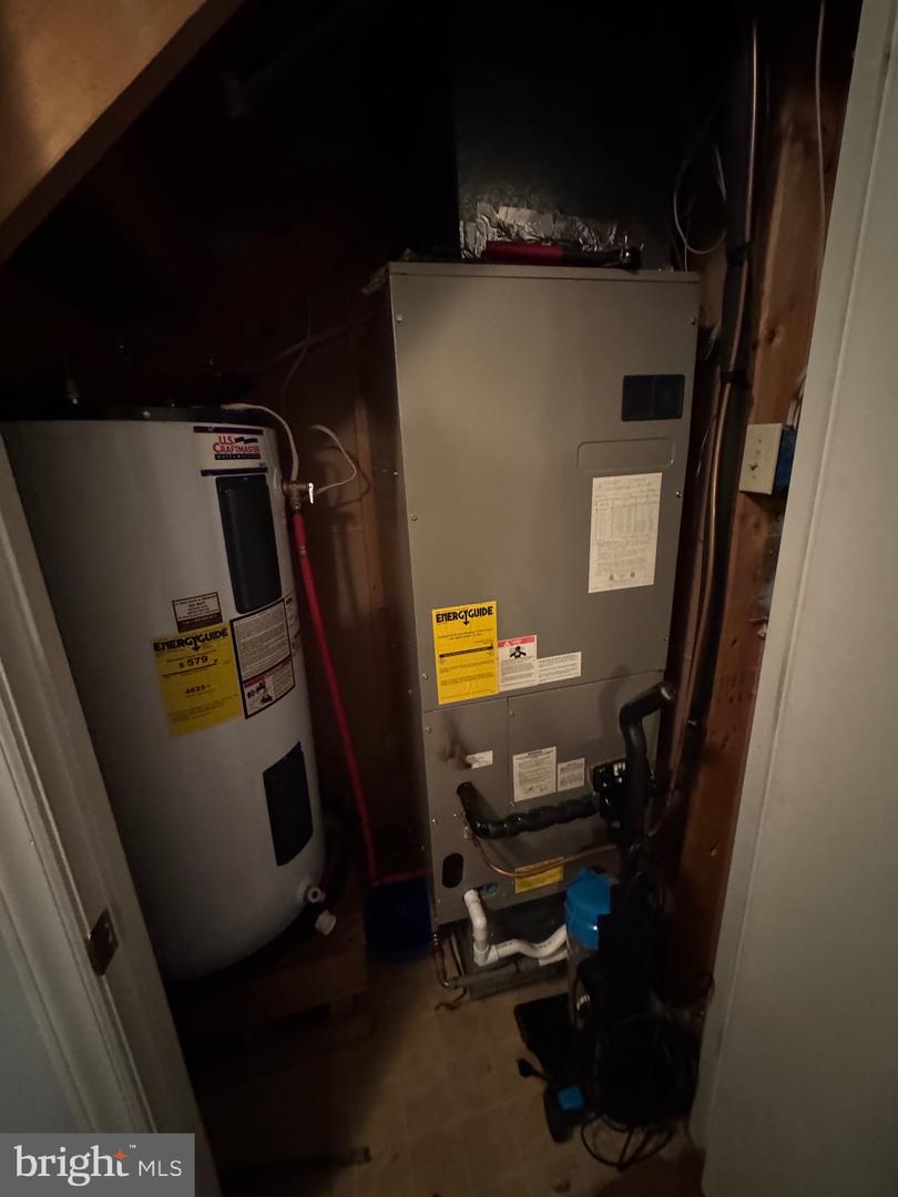 107 MOUNTAIN VIEW DR, FANCY GAP, Virginia 24328, 2 Bedrooms Bedrooms, ,2 BathroomsBathrooms,Residential,For sale,107 MOUNTAIN VIEW DR,VACA2000018 MLS # VACA2000018 107 MOUNTAIN VIEW DR, FANCY GAP, Virginia 24328, 2 Bedrooms Bedrooms, ,2 BathroomsBathrooms,Residential,For sale,107 MOUNTAIN VIEW DR,VACA2000018 MLS # VACA2000018