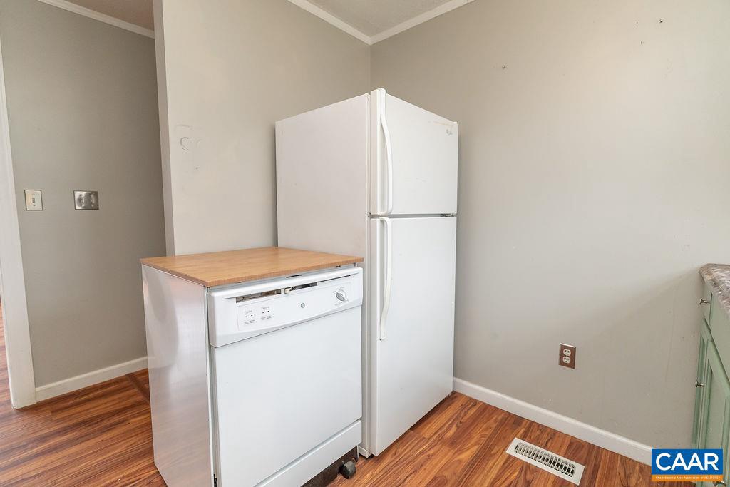 112 PINES LN, SHIPMAN, Virginia 22971, 3 Bedrooms Bedrooms, ,1 BathroomBathrooms,Residential,For sale,112 PINES LN,673306 MLS # 673306