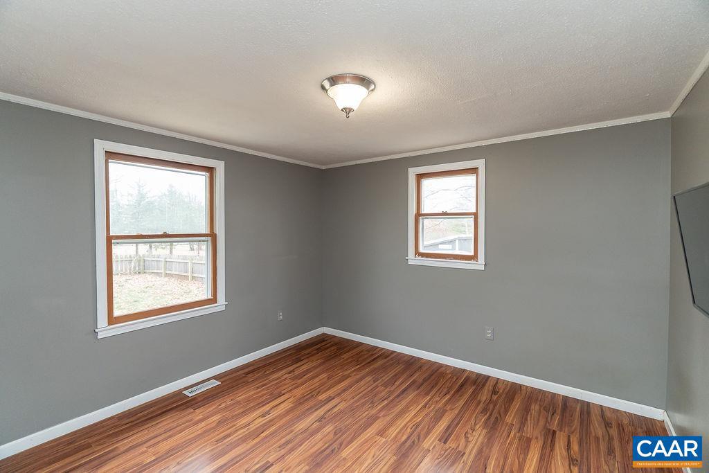 112 PINES LN, SHIPMAN, Virginia 22971, 3 Bedrooms Bedrooms, ,1 BathroomBathrooms,Residential,For sale,112 PINES LN,673306 MLS # 673306