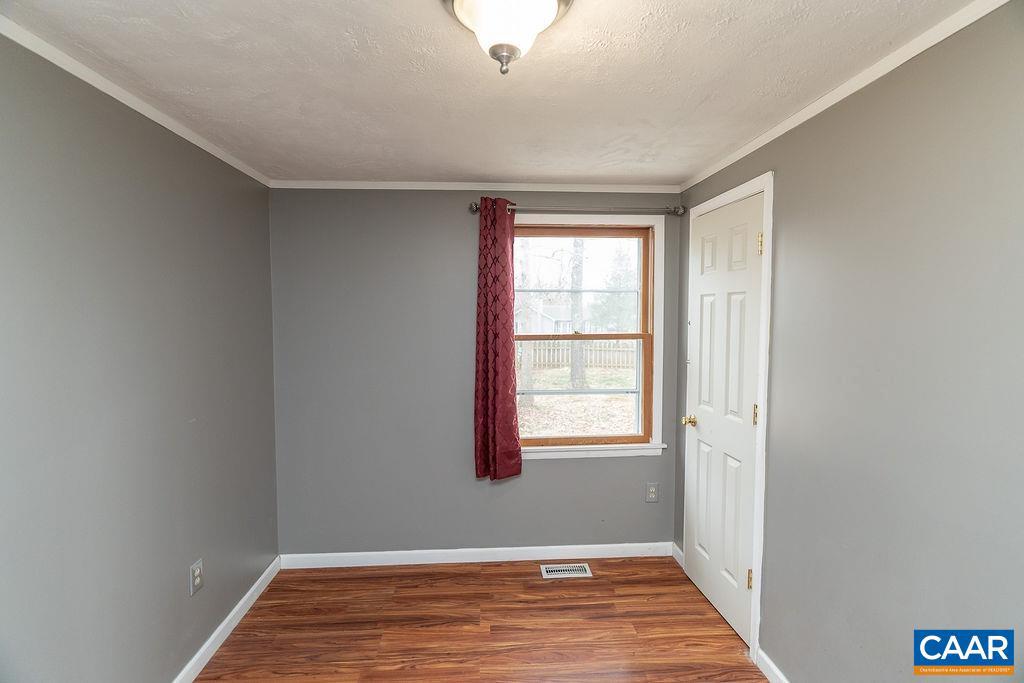 112 PINES LN, SHIPMAN, Virginia 22971, 3 Bedrooms Bedrooms, ,1 BathroomBathrooms,Residential,For sale,112 PINES LN,673306 MLS # 673306