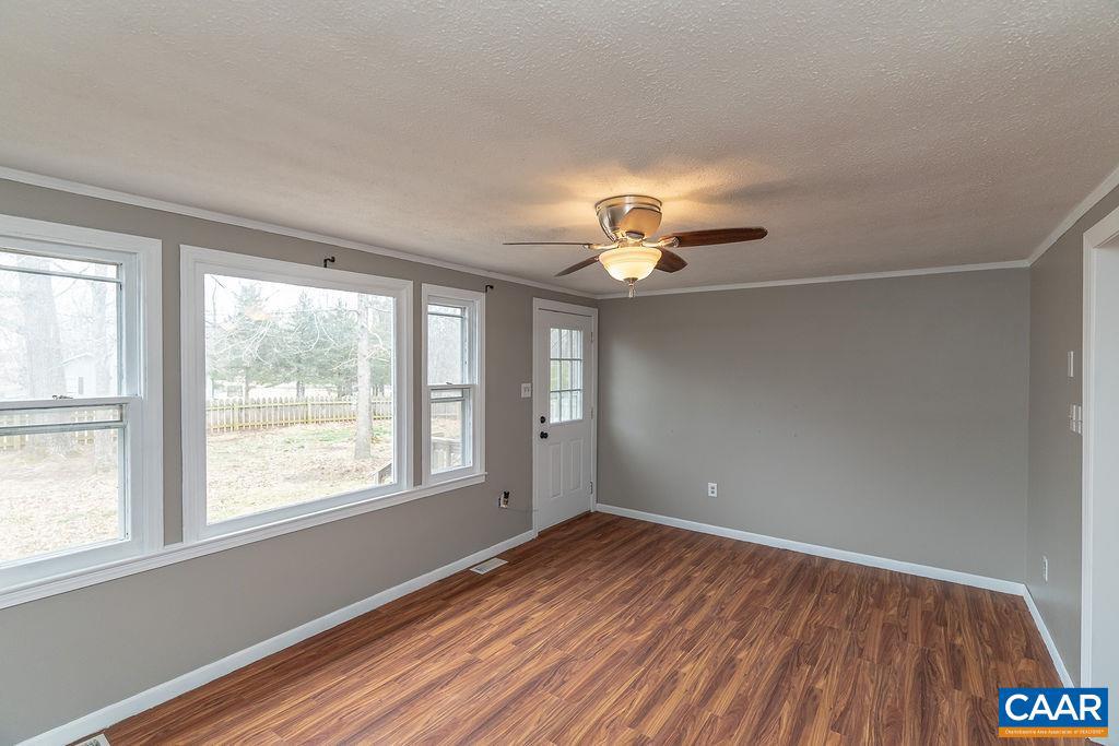 112 PINES LN, SHIPMAN, Virginia 22971, 3 Bedrooms Bedrooms, ,1 BathroomBathrooms,Residential,For sale,112 PINES LN,673306 MLS # 673306