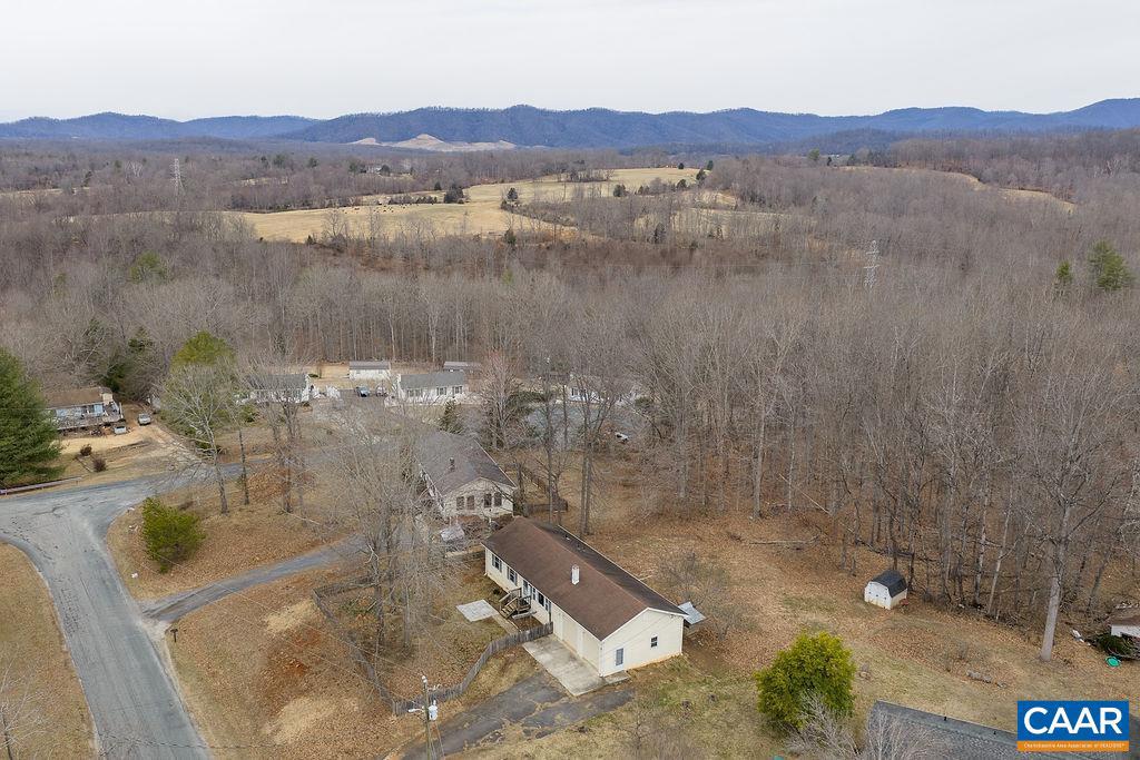 112 PINES LN, SHIPMAN, Virginia 22971, 3 Bedrooms Bedrooms, ,1 BathroomBathrooms,Residential,For sale,112 PINES LN,673306 MLS # 673306