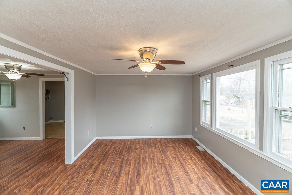 112 PINES LN, SHIPMAN, Virginia 22971, 3 Bedrooms Bedrooms, ,1 BathroomBathrooms,Residential,For sale,112 PINES LN,673306 MLS # 673306