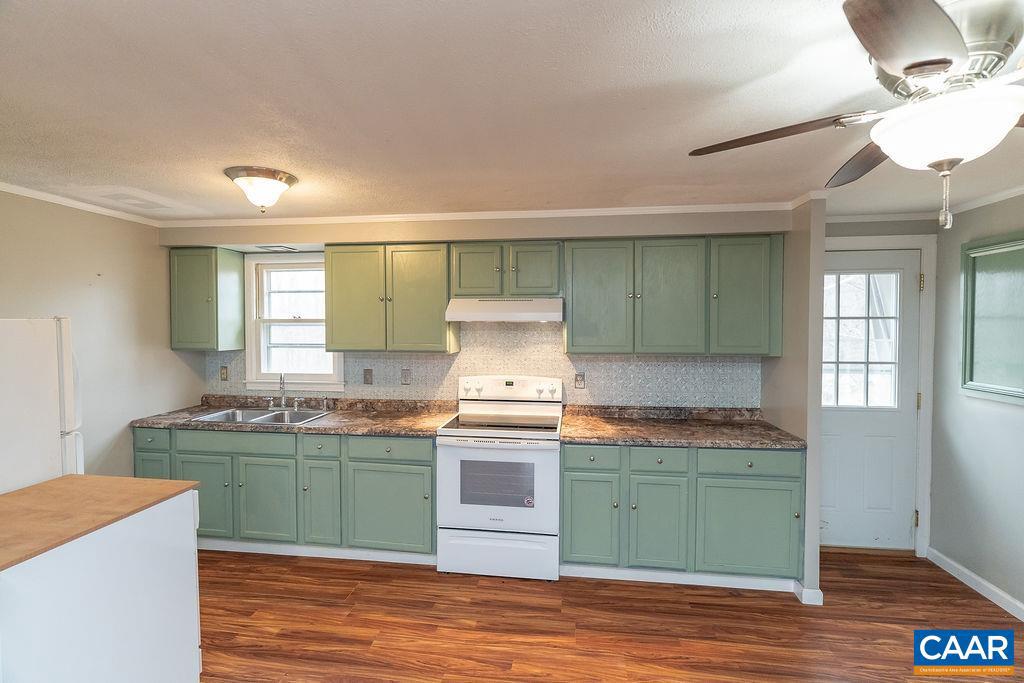 112 PINES LN, SHIPMAN, Virginia 22971, 3 Bedrooms Bedrooms, ,1 BathroomBathrooms,Residential,For sale,112 PINES LN,673306 MLS # 673306