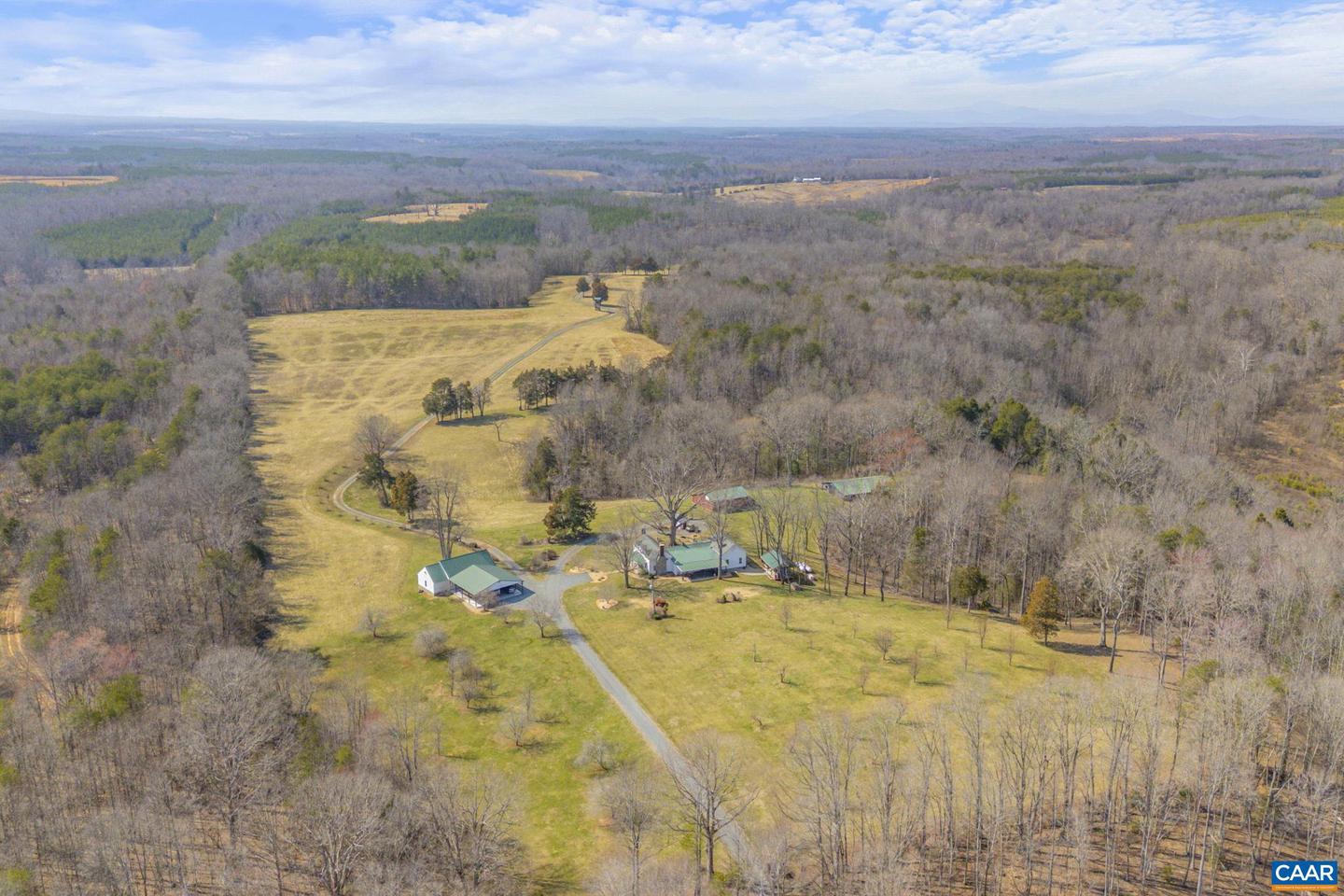 1353 BANTON SHOP RD, DILLWYN, Virginia 23936, 4 Bedrooms Bedrooms, ,3 BathroomsBathrooms,Residential,For sale,1353 BANTON SHOP RD,662027 MLS # 662027 1353 BANTON SHOP RD, DILLWYN, Virginia 23936, 4 Bedrooms Bedrooms, ,3 BathroomsBathrooms,Residential,For sale,1353 BANTON SHOP RD,662027 MLS # 662027