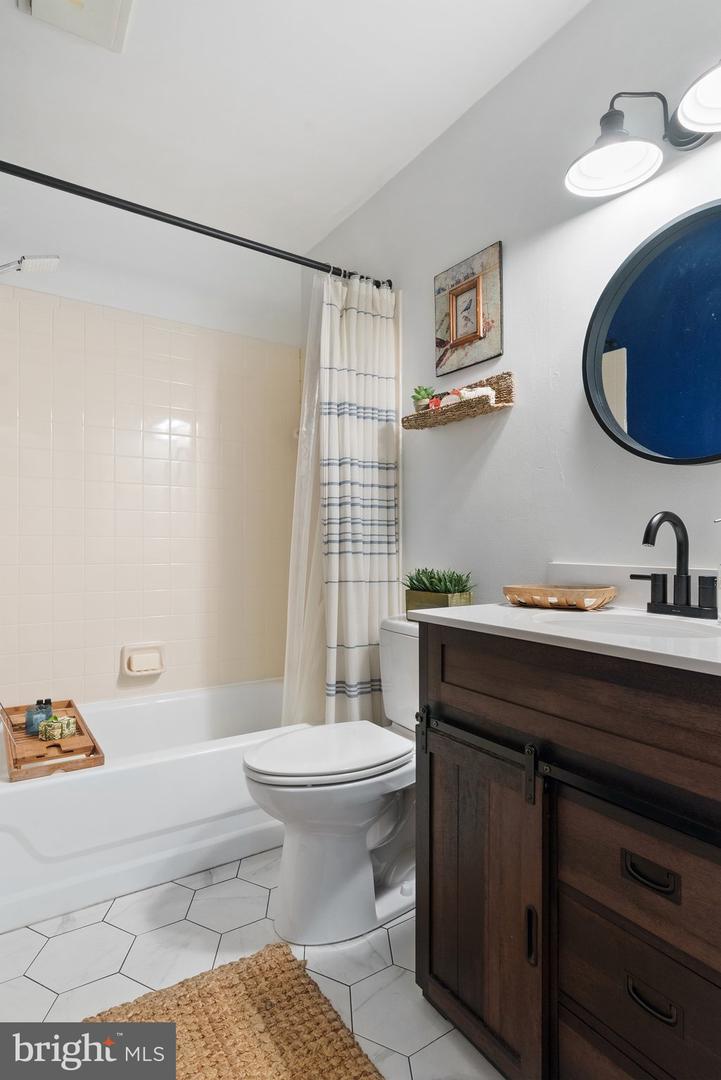 32651 MOUNT WEATHER RD, BLUEMONT, Virginia 20135, 3 Bedrooms Bedrooms, ,2 BathroomsBathrooms,Residential,For sale,32651 MOUNT WEATHER RD,VACL2006062 MLS # VACL2006062