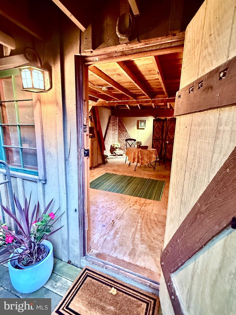 32651 MOUNT WEATHER RD, BLUEMONT, Virginia 20135, 3 Bedrooms Bedrooms, ,2 BathroomsBathrooms,Residential,For sale,32651 MOUNT WEATHER RD,VACL2006062 MLS # VACL2006062