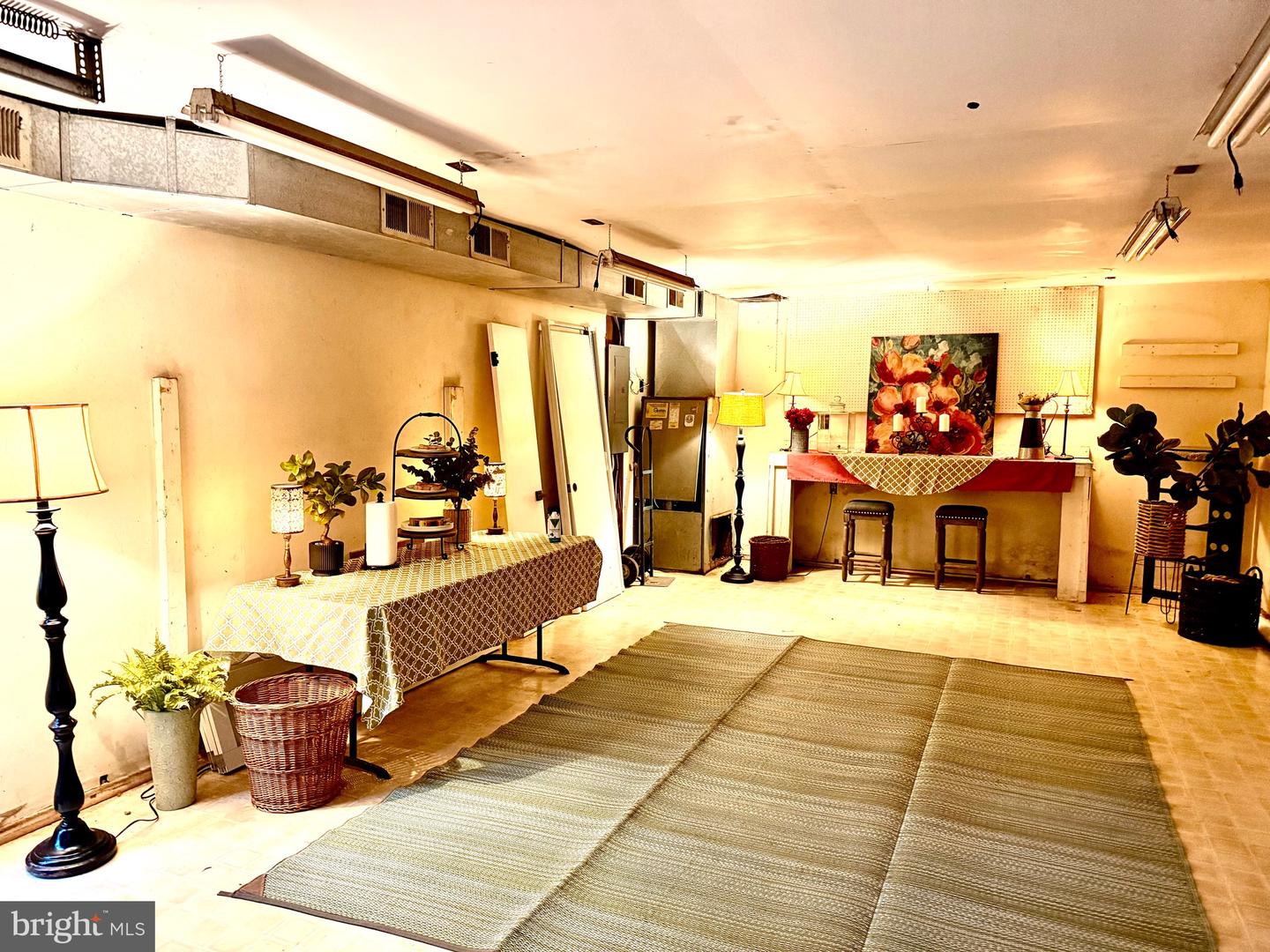 32651 MOUNT WEATHER RD, BLUEMONT, Virginia 20135, 3 Bedrooms Bedrooms, ,2 BathroomsBathrooms,Residential,For sale,32651 MOUNT WEATHER RD,VACL2006062 MLS # VACL2006062