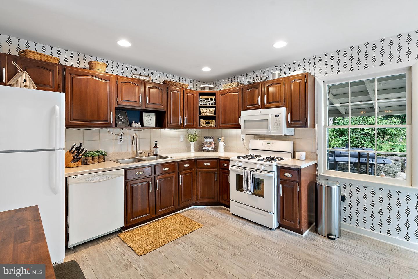 32651 MOUNT WEATHER RD, BLUEMONT, Virginia 20135, 3 Bedrooms Bedrooms, ,2 BathroomsBathrooms,Residential,For sale,32651 MOUNT WEATHER RD,VACL2006062 MLS # VACL2006062