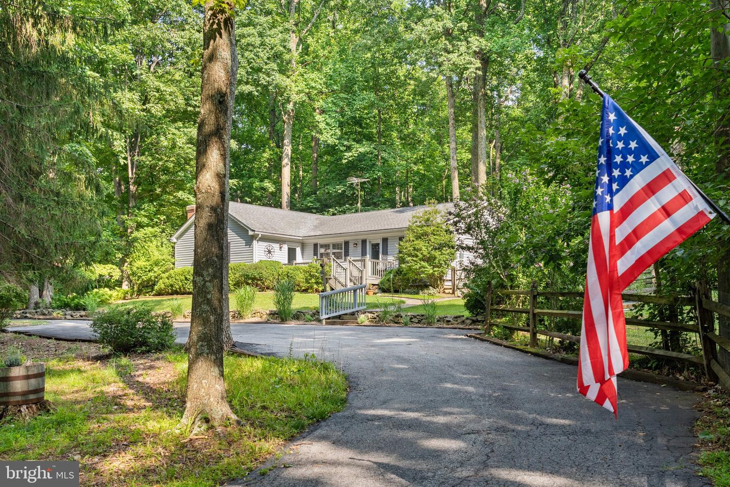 32651 MOUNT WEATHER RD, BLUEMONT, Virginia 20135, 3 Bedrooms Bedrooms, ,2 BathroomsBathrooms,Residential,For sale,32651 MOUNT WEATHER RD,VACL2006062 MLS # VACL2006062