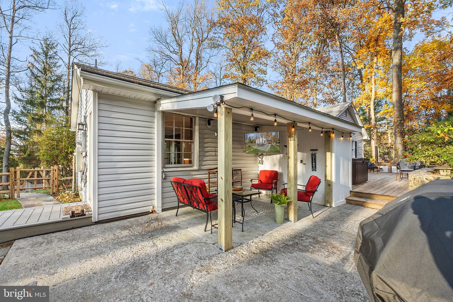 32651 MOUNT WEATHER RD, BLUEMONT, Virginia 20135, 3 Bedrooms Bedrooms, ,2 BathroomsBathrooms,Residential,For sale,32651 MOUNT WEATHER RD,VACL2006062 MLS # VACL2006062