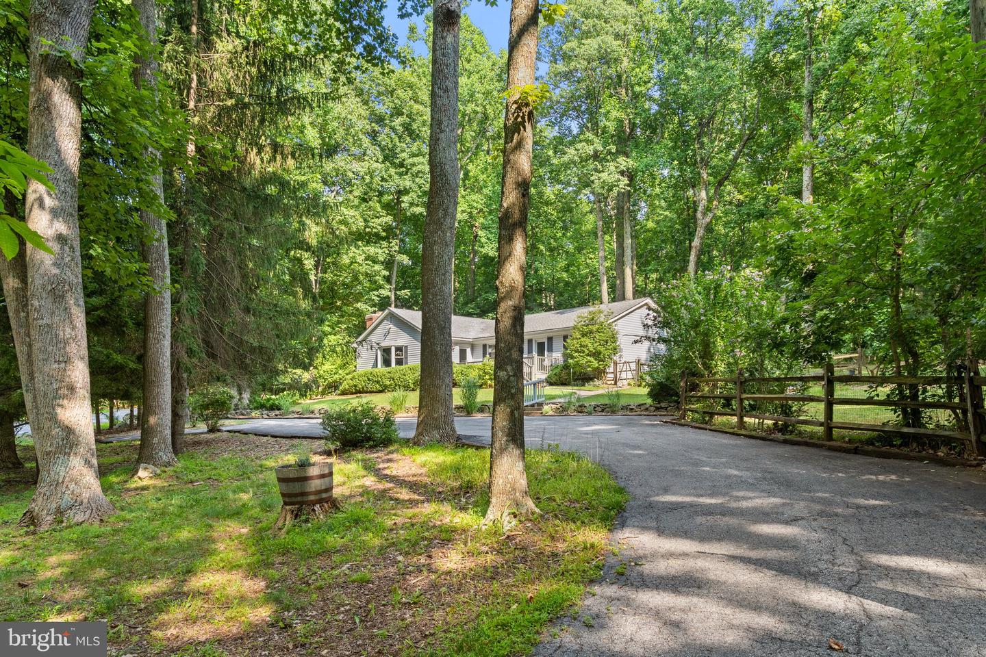 32651 MOUNT WEATHER RD, BLUEMONT, Virginia 20135, 3 Bedrooms Bedrooms, ,2 BathroomsBathrooms,Residential,For sale,32651 MOUNT WEATHER RD,VACL2006062 MLS # VACL2006062