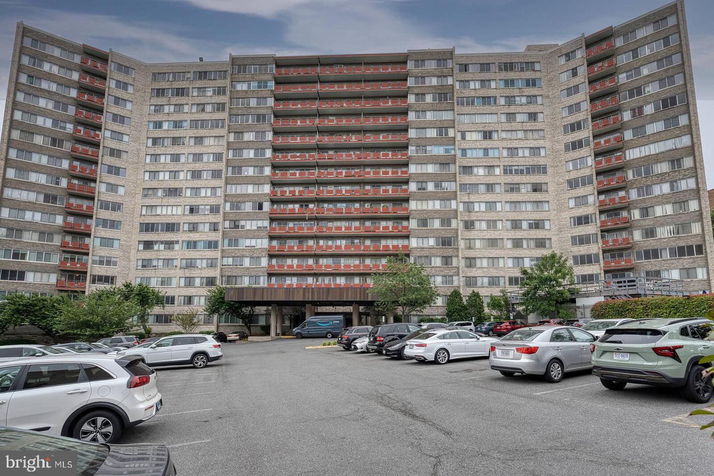 5340 HOLMES RUN PKWY #804, ALEXANDRIA, Virginia 22304, 2 Bedrooms Bedrooms, ,2 BathroomsBathrooms,Residential,For sale,5340 HOLMES RUN PKWY #804,VAAX2049942 MLS # VAAX2049942 5340 HOLMES RUN PKWY #804, ALEXANDRIA, Virginia 22304, 2 Bedrooms Bedrooms, ,2 BathroomsBathrooms,Residential,For sale,5340 HOLMES RUN PKWY #804,VAAX2049942 MLS # VAAX2049942