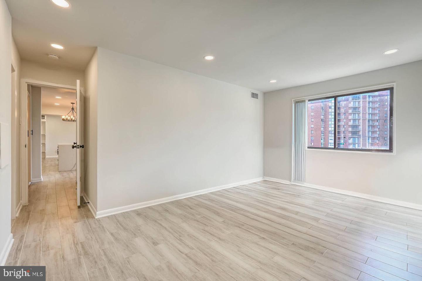 5340 HOLMES RUN PKWY #804, ALEXANDRIA, Virginia 22304, 2 Bedrooms Bedrooms, ,2 BathroomsBathrooms,Residential,For sale,5340 HOLMES RUN PKWY #804,VAAX2049942 MLS # VAAX2049942 5340 HOLMES RUN PKWY #804, ALEXANDRIA, Virginia 22304, 2 Bedrooms Bedrooms, ,2 BathroomsBathrooms,Residential,For sale,5340 HOLMES RUN PKWY #804,VAAX2049942 MLS # VAAX2049942