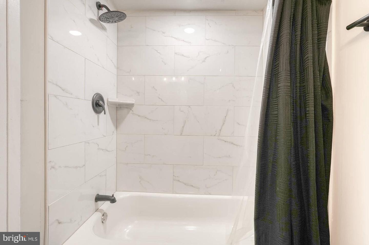 5340 HOLMES RUN PKWY #804, ALEXANDRIA, Virginia 22304, 2 Bedrooms Bedrooms, ,2 BathroomsBathrooms,Residential,For sale,5340 HOLMES RUN PKWY #804,VAAX2049942 MLS # VAAX2049942 5340 HOLMES RUN PKWY #804, ALEXANDRIA, Virginia 22304, 2 Bedrooms Bedrooms, ,2 BathroomsBathrooms,Residential,For sale,5340 HOLMES RUN PKWY #804,VAAX2049942 MLS # VAAX2049942