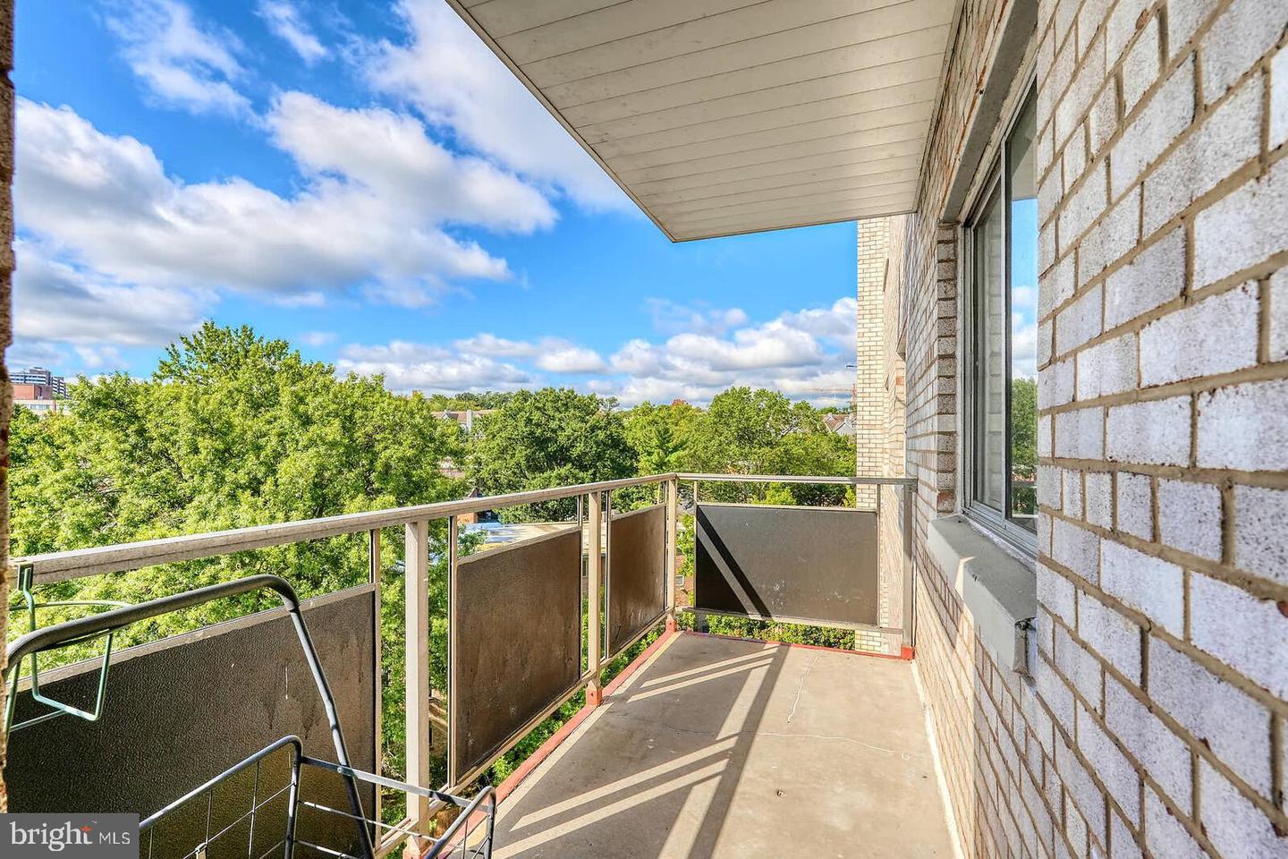 5340 HOLMES RUN PKWY #804, ALEXANDRIA, Virginia 22304, 2 Bedrooms Bedrooms, ,2 BathroomsBathrooms,Residential,For sale,5340 HOLMES RUN PKWY #804,VAAX2049942 MLS # VAAX2049942 5340 HOLMES RUN PKWY #804, ALEXANDRIA, Virginia 22304, 2 Bedrooms Bedrooms, ,2 BathroomsBathrooms,Residential,For sale,5340 HOLMES RUN PKWY #804,VAAX2049942 MLS # VAAX2049942